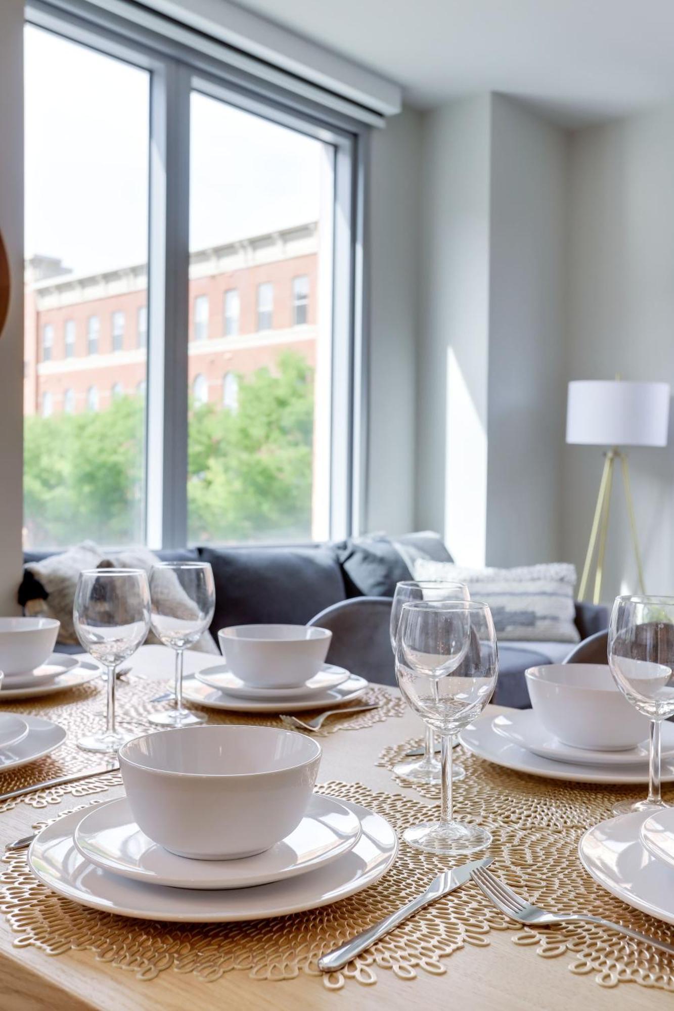 Stylish Condo At Clarendon With Rooftop Views Arlington Ngoại thất bức ảnh
