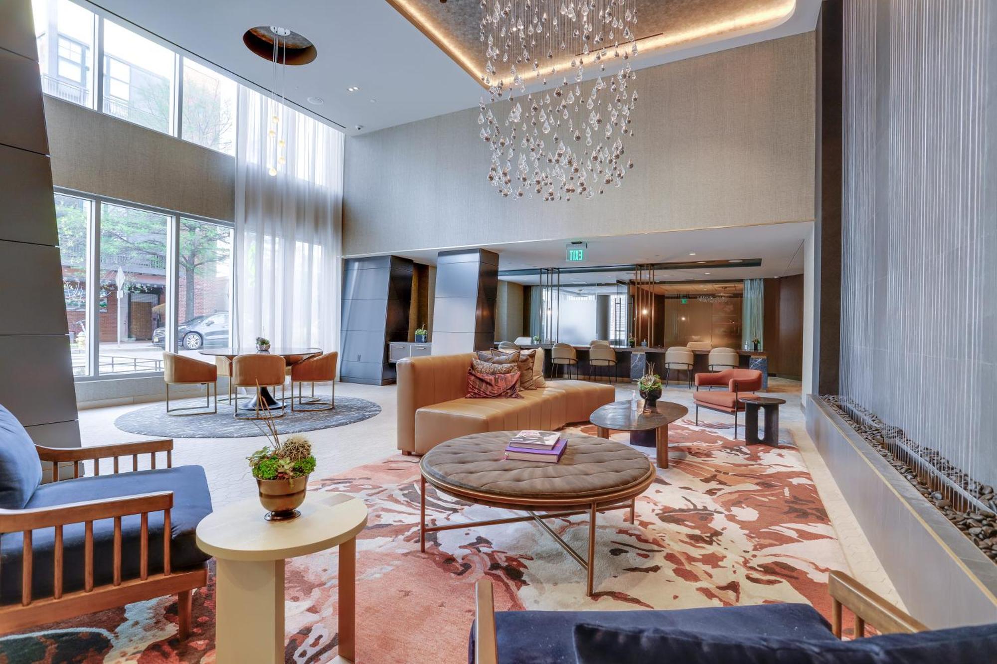 Stylish Condo At Clarendon With Rooftop Views Arlington Ngoại thất bức ảnh